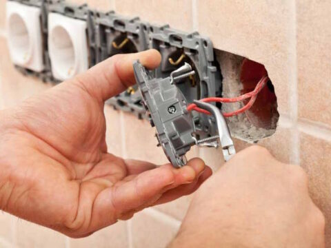 Перенос розеток и выключателей в Минске